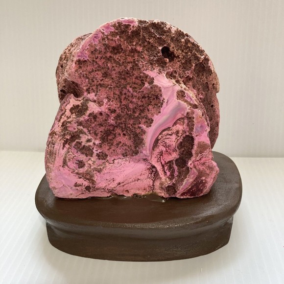 Polished Pink Lavender Natural Agate Geode from Brazil 4.5"  x 5"  x 3" … - Picture 6 of 17